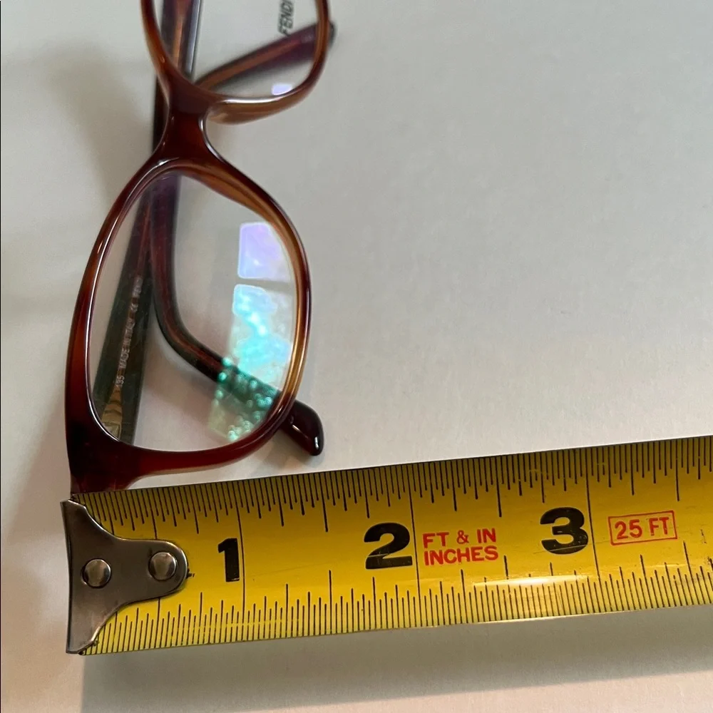 FENDI NWOT Career Preppy Women's Tortoise Logo Temple 53x15x135 Eyeglass Frame